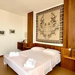 Nuras - Penthouse Antonietta With View *