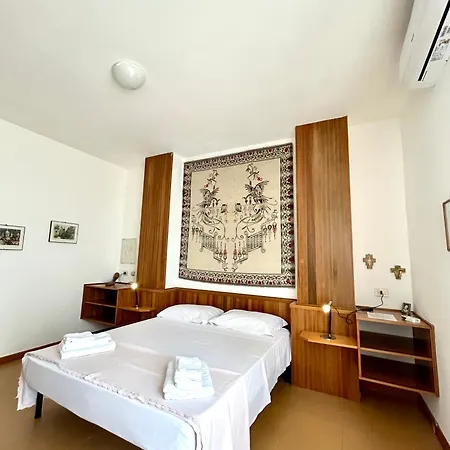 アパート Nuras - Penthouse Antonietta With View *